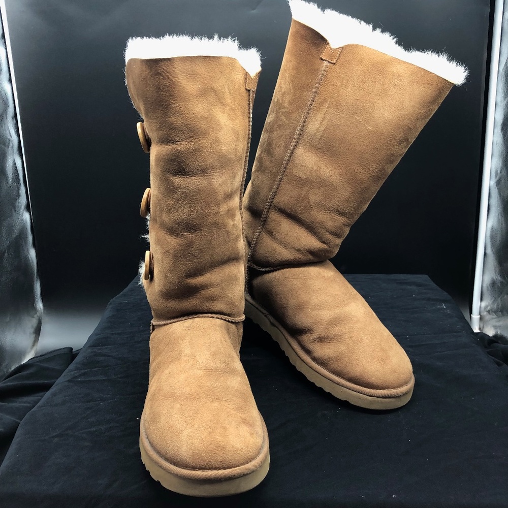 Ugg Bailey 3 Button Boot - image 1